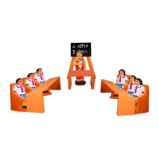 SCHOOL SET