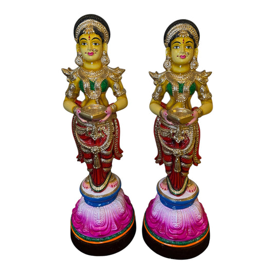 PAAVAI VILAKKU LARGE PAIR